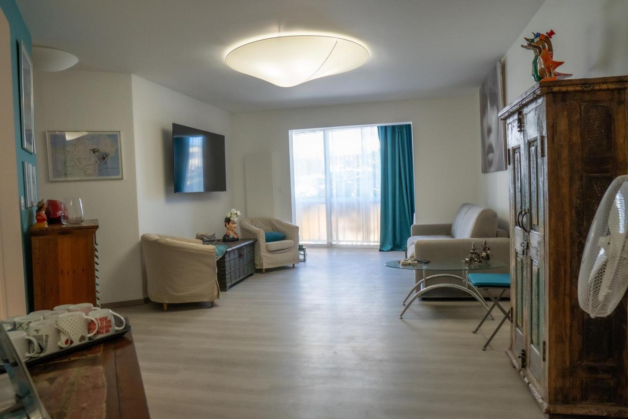T2! 3 Ou 4 Personnes Centre Ville Neuf Avec Garage Sanary-sur-Mer Exteriör bild